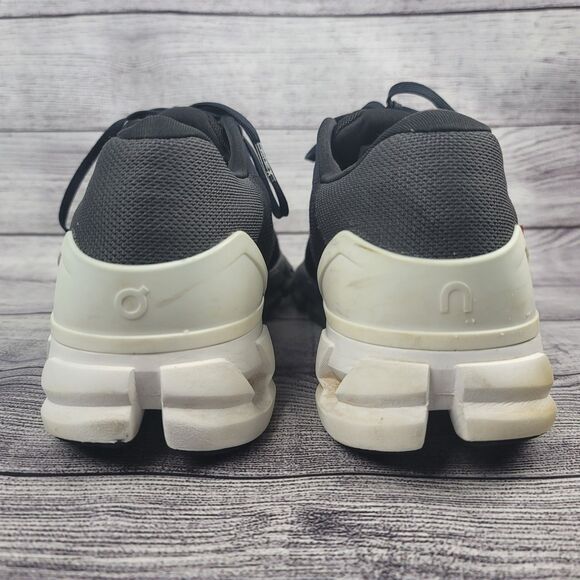 On Men’s Cloudflyer 4 Running USA Size 10 Black/White 71.98677 - Picture 4 of 11